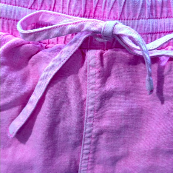 NWT Universal Thread Bright Pink Shorts with Pockets - Picture 5 of 6